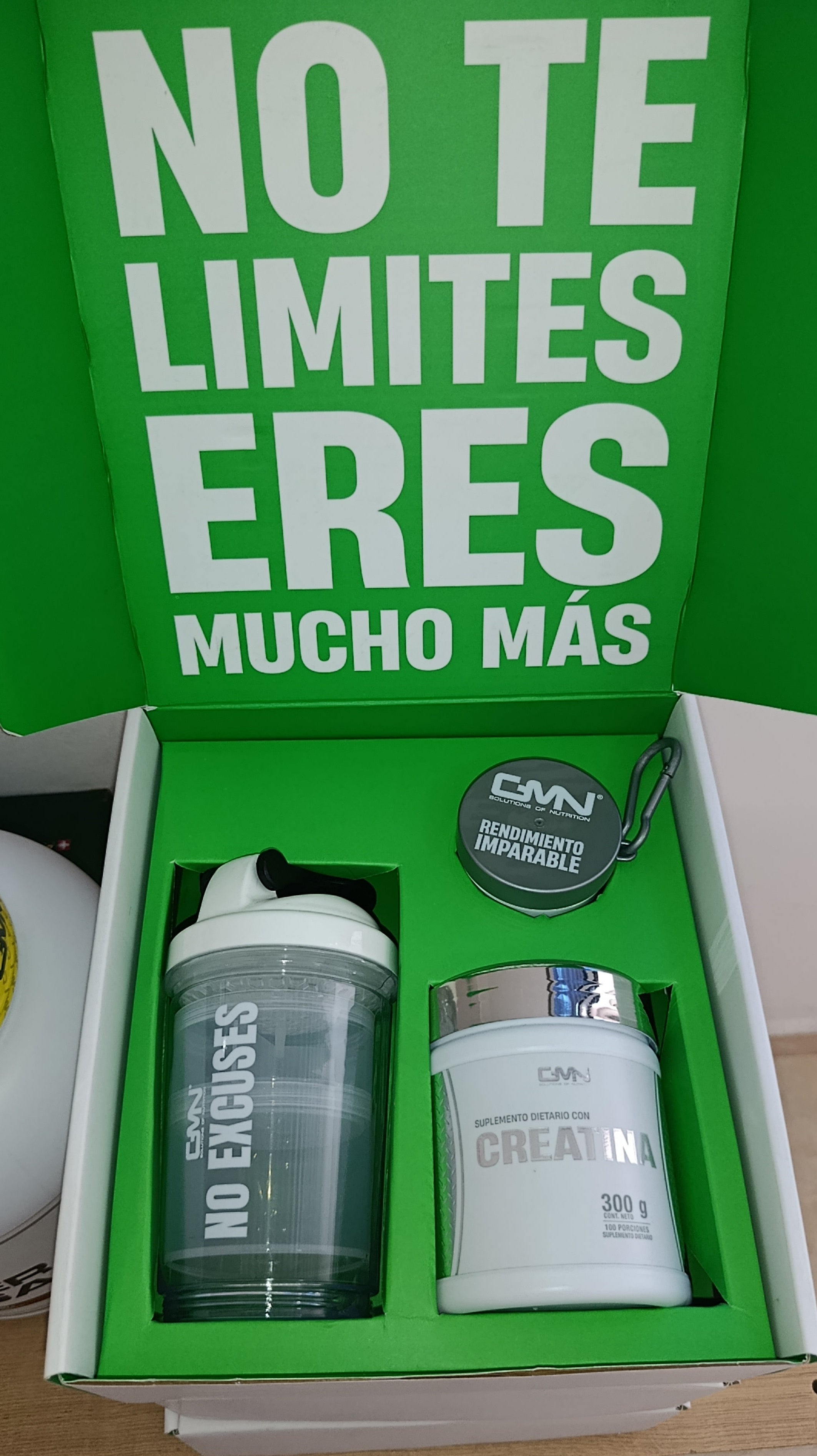 [Bajo-Pedido] Kit Creatina 100% Pura GMN 300g + Shaker + Embudo